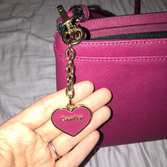 Calvin Klein Fuchsia Crossbody Purse - Picture 5 of 8